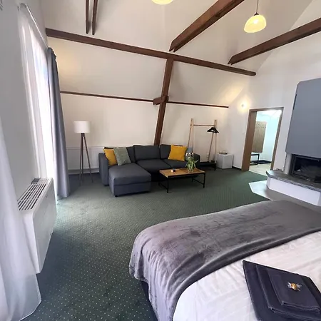 بيت ضيافة A Restaurace Lemberk Jablonné v Podještědí