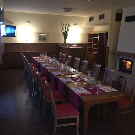 Gasthof A Restaurace Lemberk *