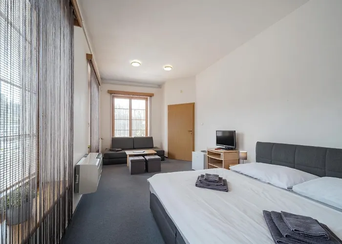 A Restaurace Lemberk Guest house 3*