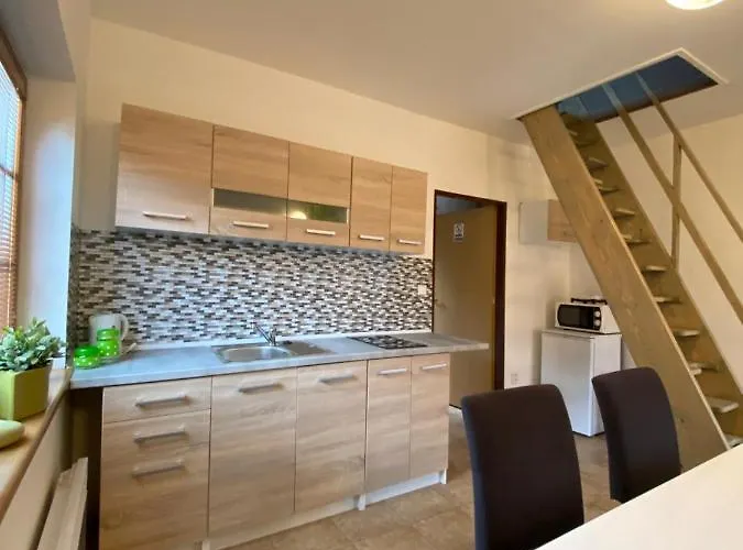 A Restaurace Lemberk Guest house 3*
